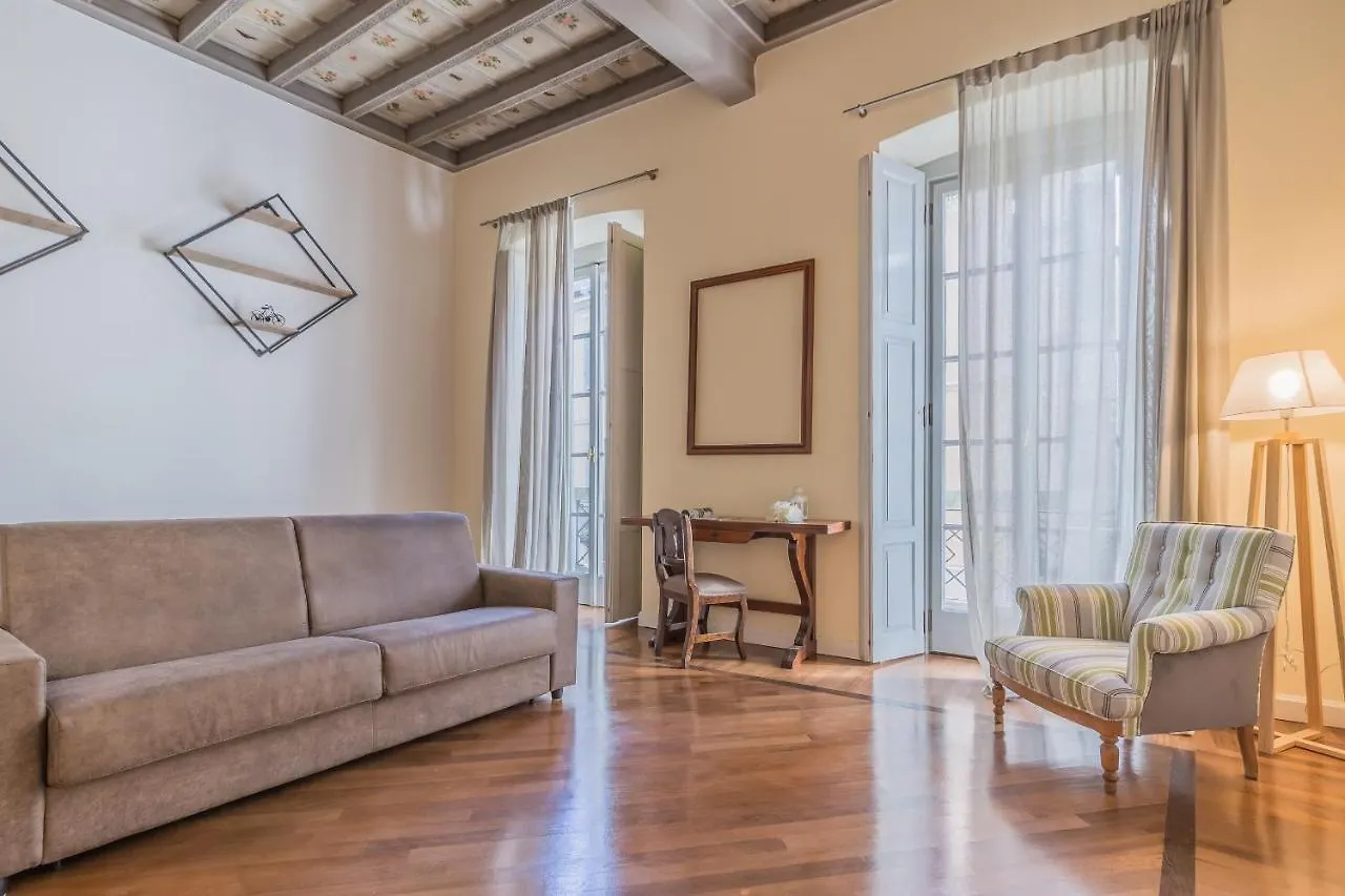Thea Apartments - Centro Storico Μόνζα